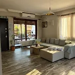 Milas-bodrum Oezel Havuzlu Triplex Milas