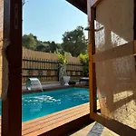 别墅 Milas-bodrum Oezel Havuzlu Triplex