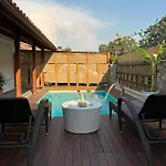 Milas-bodrum Oezel Havuzlu Triplex 别墅 Milas