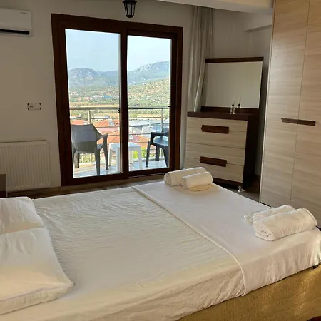 Milas-bodrum Oezel Havuzlu Triplex * Milas