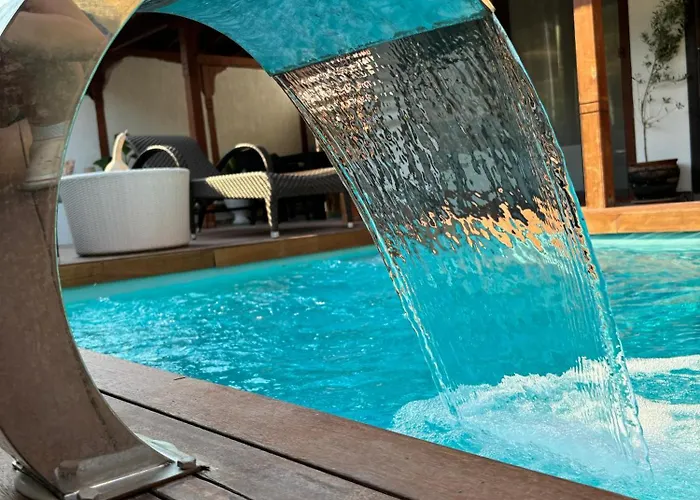 Milas-bodrum Oezel Havuzlu Triplex * Milas