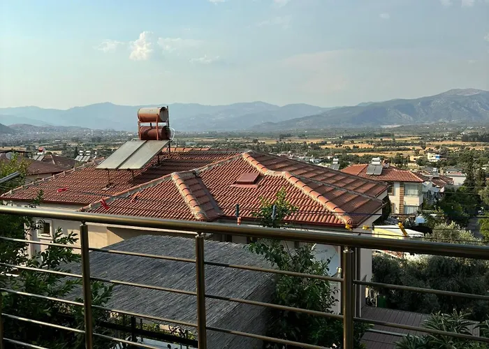 Vilă Milas-bodrum Oezel Havuzlu Triplex *