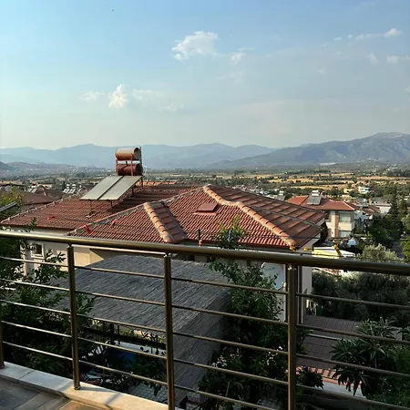 Villa Milas-bodrum Oezel Havuzlu Triplex *