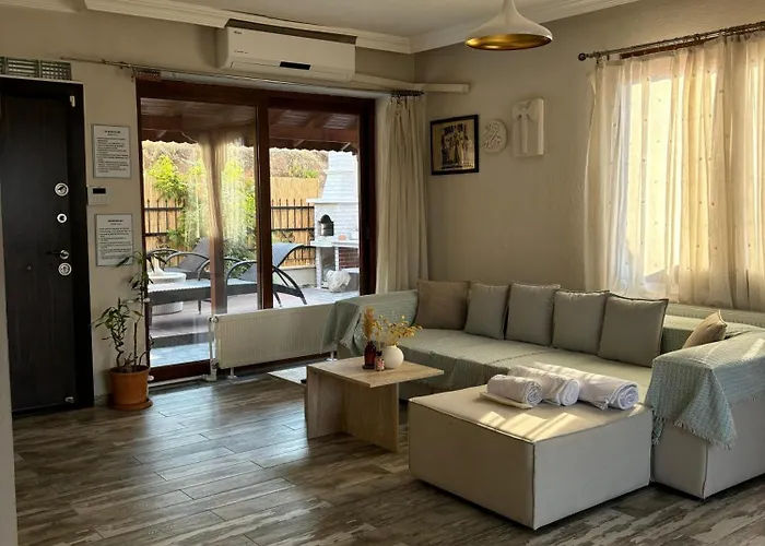 Milas-bodrum Oezel Havuzlu Triplex Milas