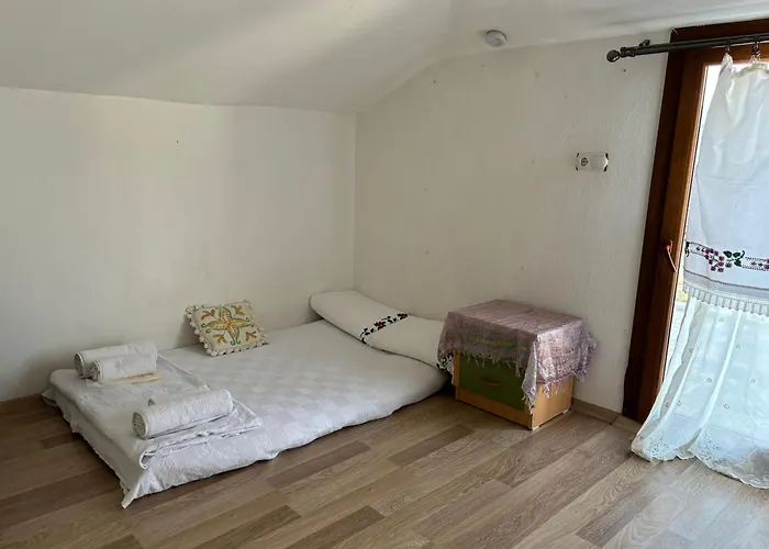 Milas-bodrum Oezel Havuzlu Triplex Milas